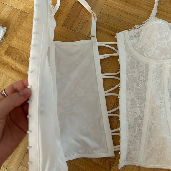 New corset top - Picture 2 of 4